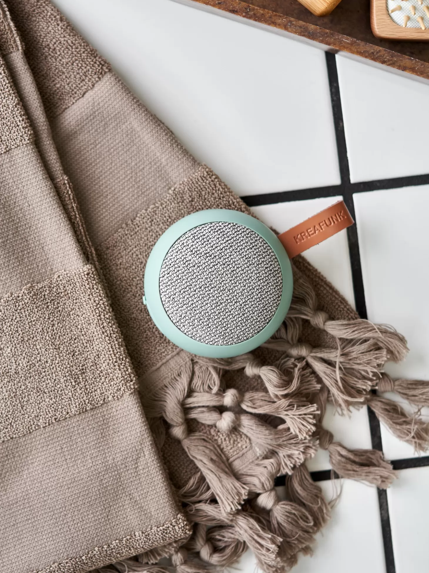 Søstrene Grene AGO II FABRIC Bluetooth Højtaler