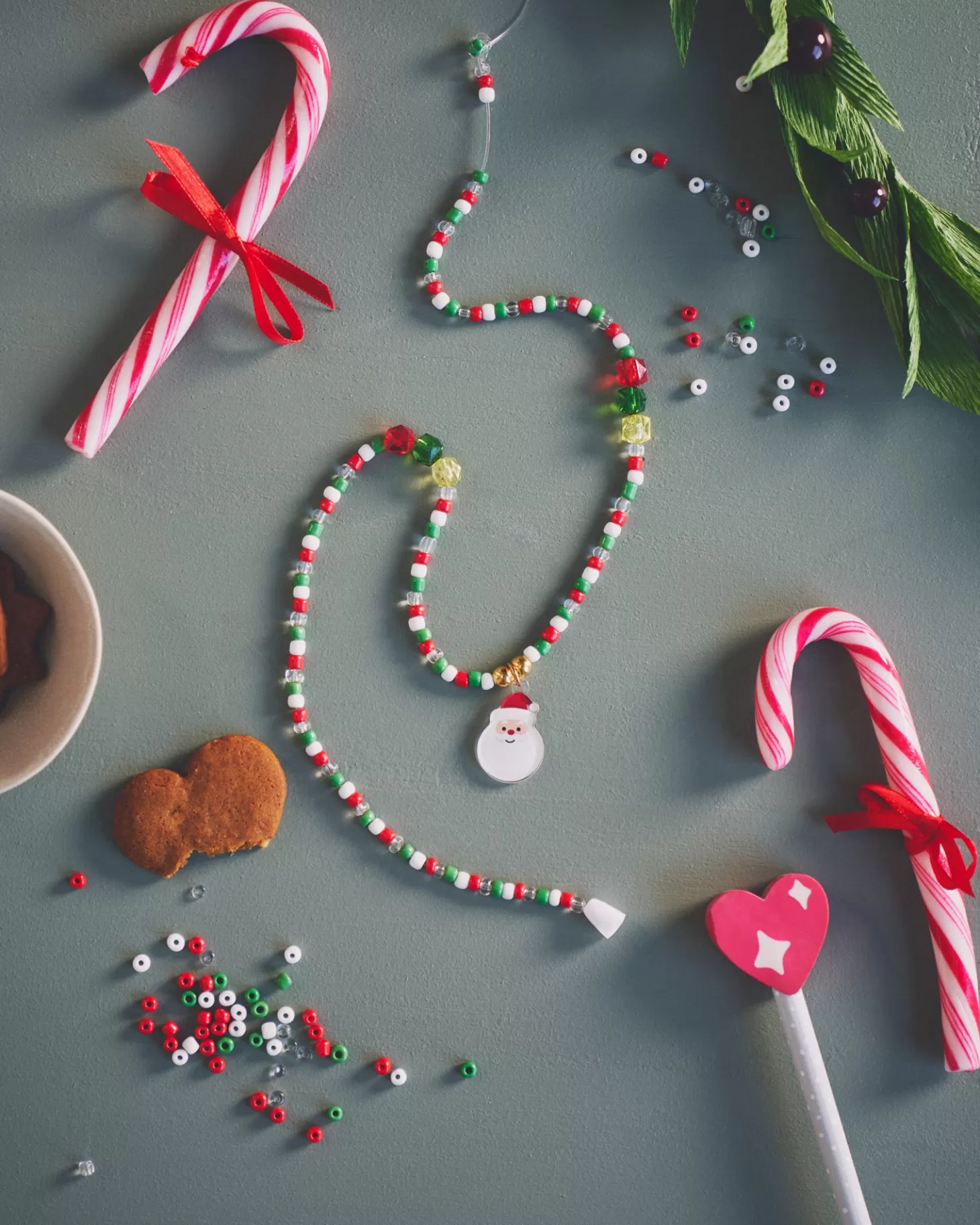 Søstrene Grene DIY-sæt Julehalskæde