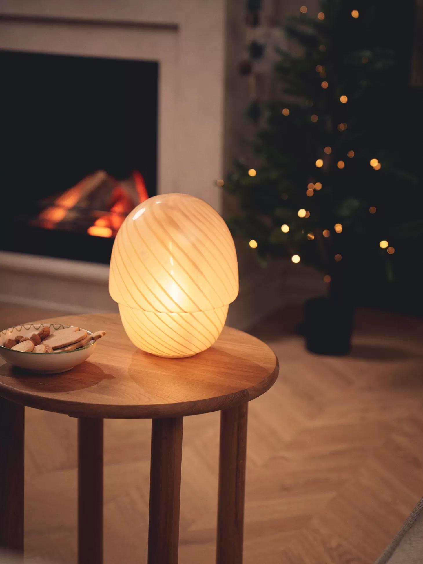 Søstrene Grene LED-bordlampe